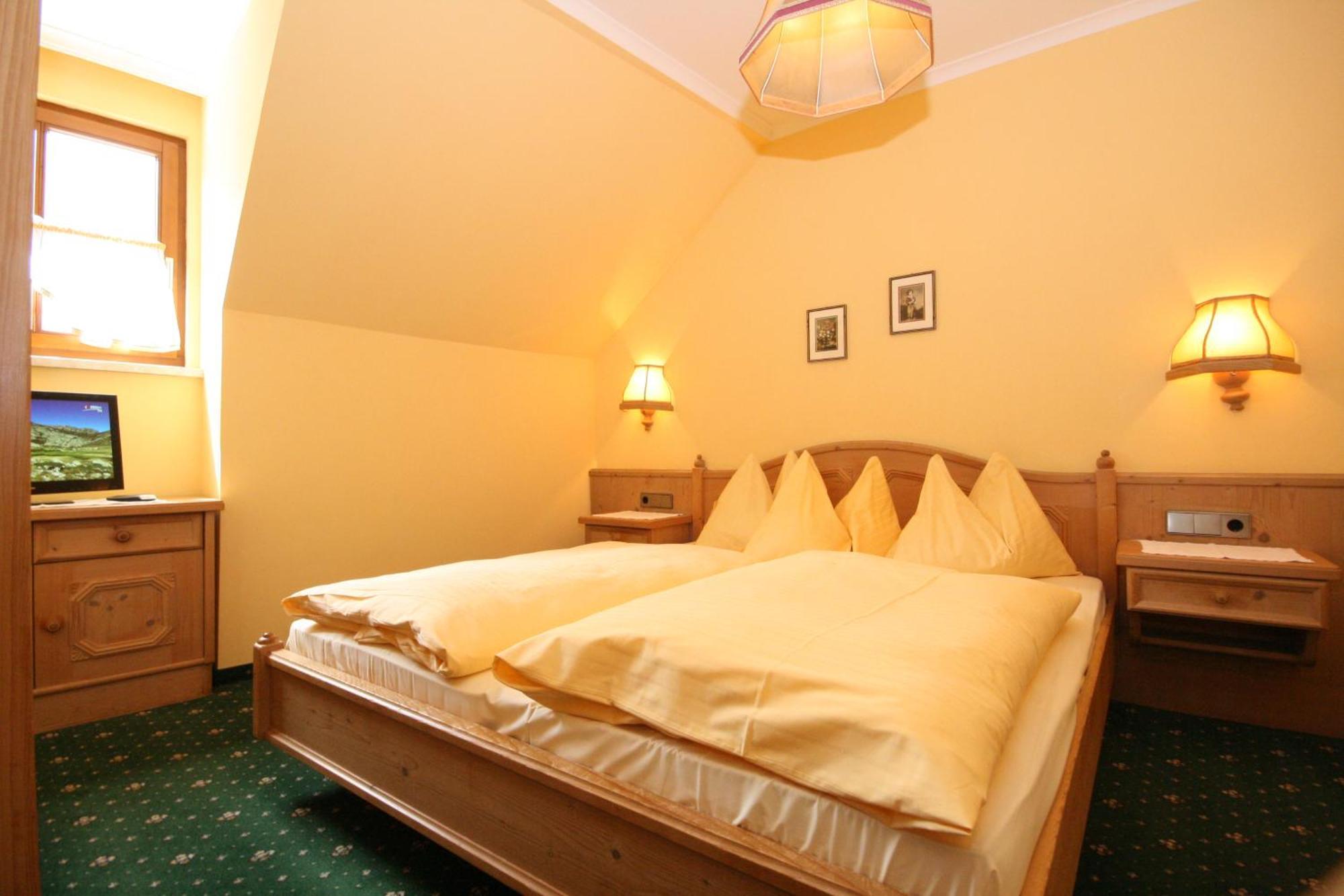 שלאדמינג Gaestehaus Katharina מראה חיצוני תמונה